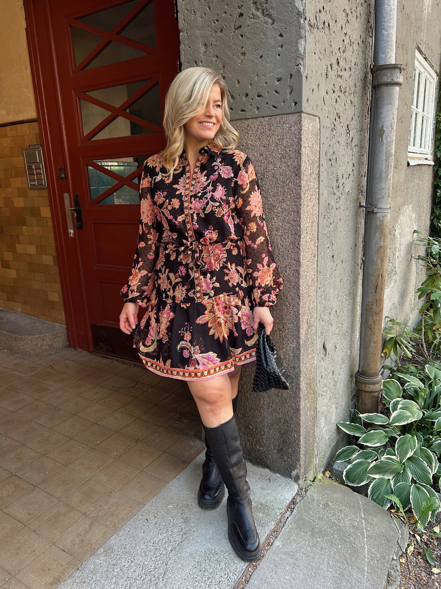 VIPRAYA Short Dress - Black Beauty